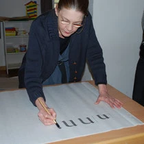 Die Meisterin der Kalligrafie – Kate Wolff